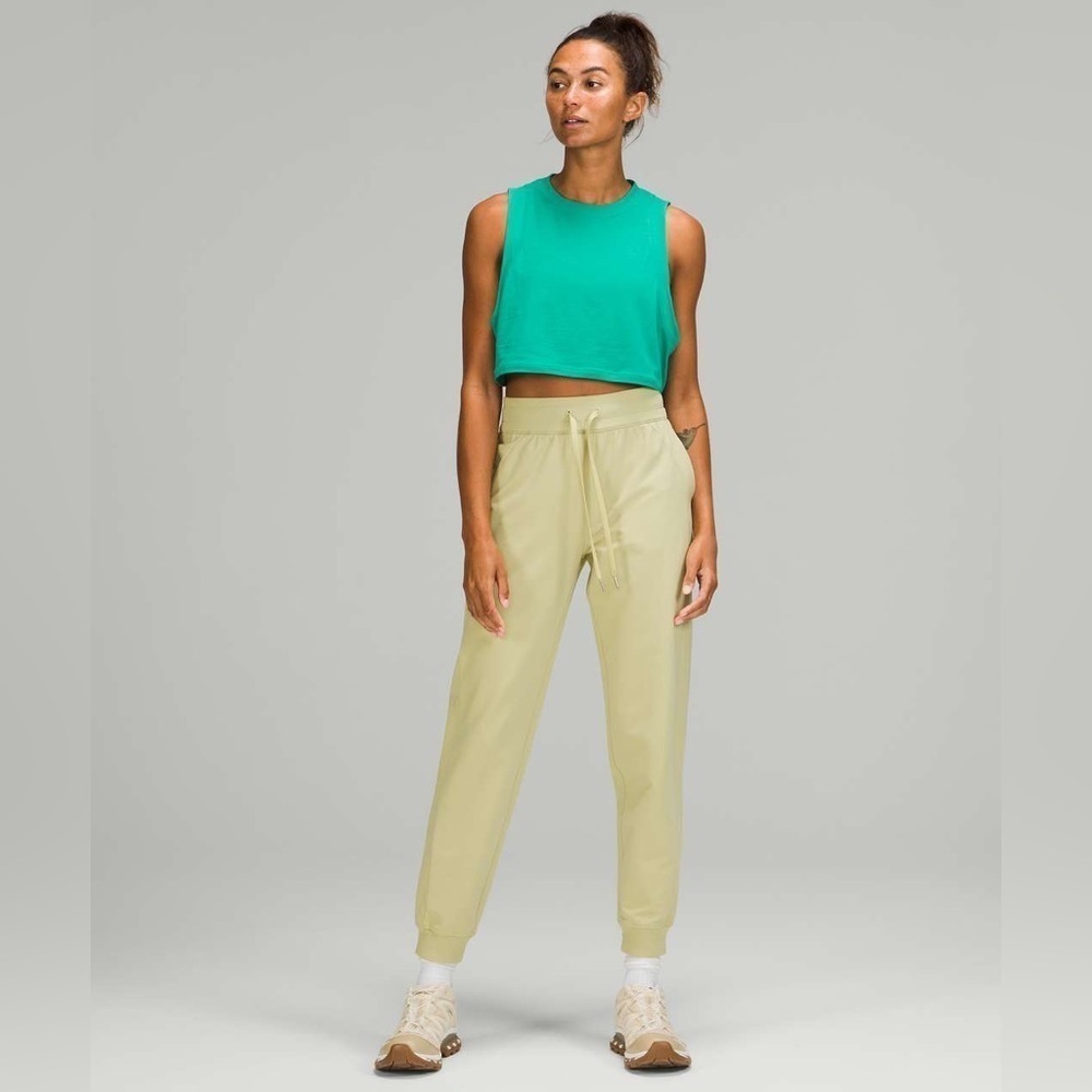 Lululemon Scuba High-Rise French Terry Jogger Size 10